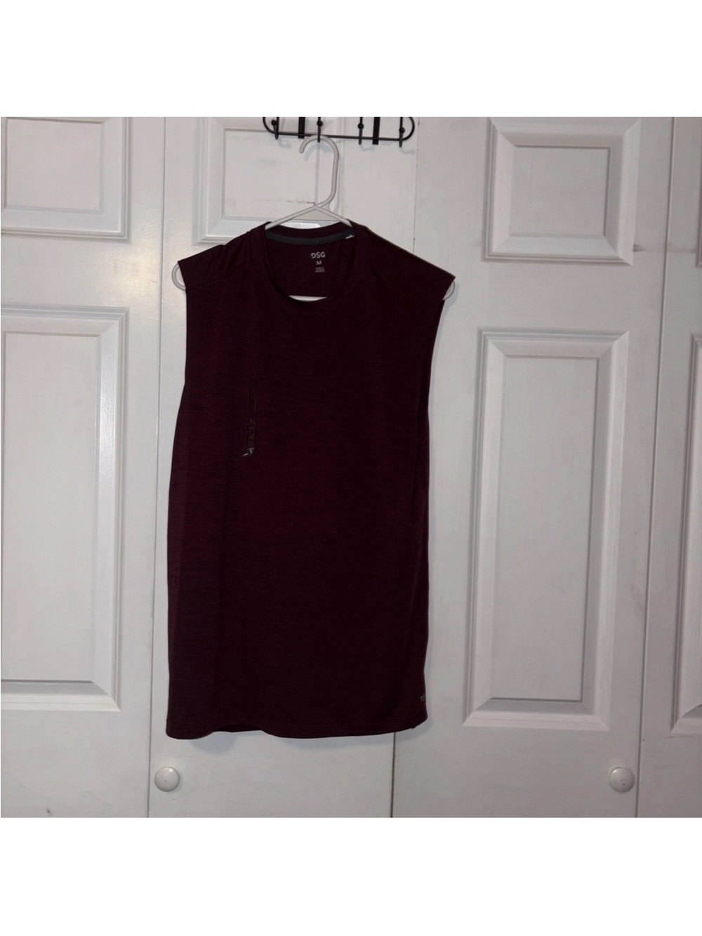 DSG Men's Sleeveless Tank Top - Maroon